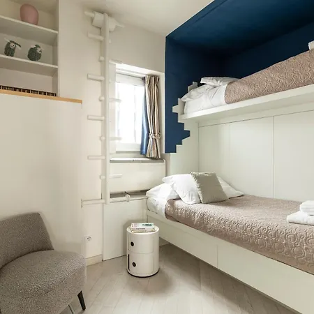 Trevi Charming Penthouse Daire Roma