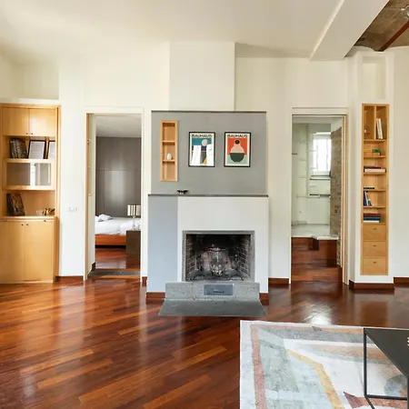 Apartamento Trevi Charming Penthouse *