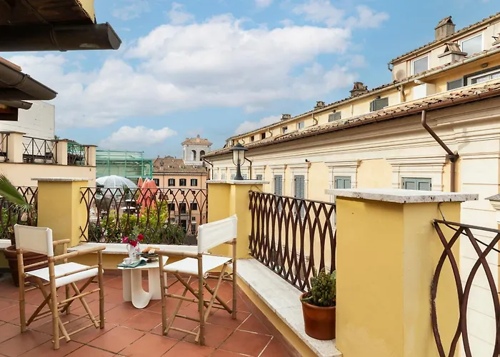 アパート Trevi Charming Penthouse *