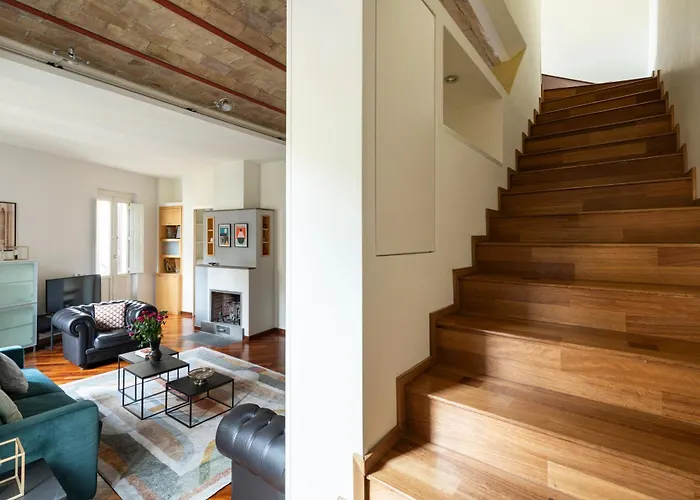 Trevi Charming Penthouse アパート *