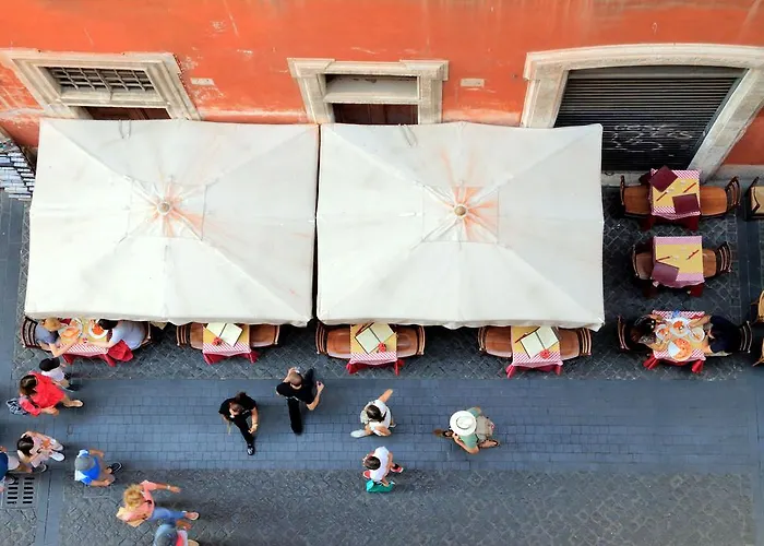 アパート Trevi Charming Penthouse ローマ