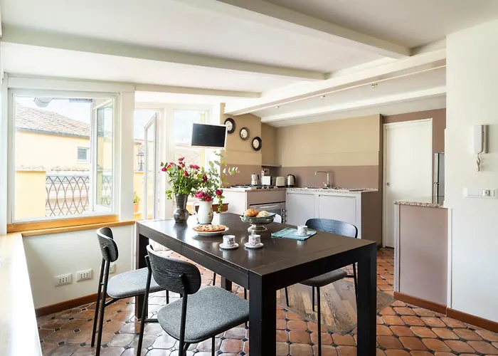 Apartamento Trevi Charming Penthouse